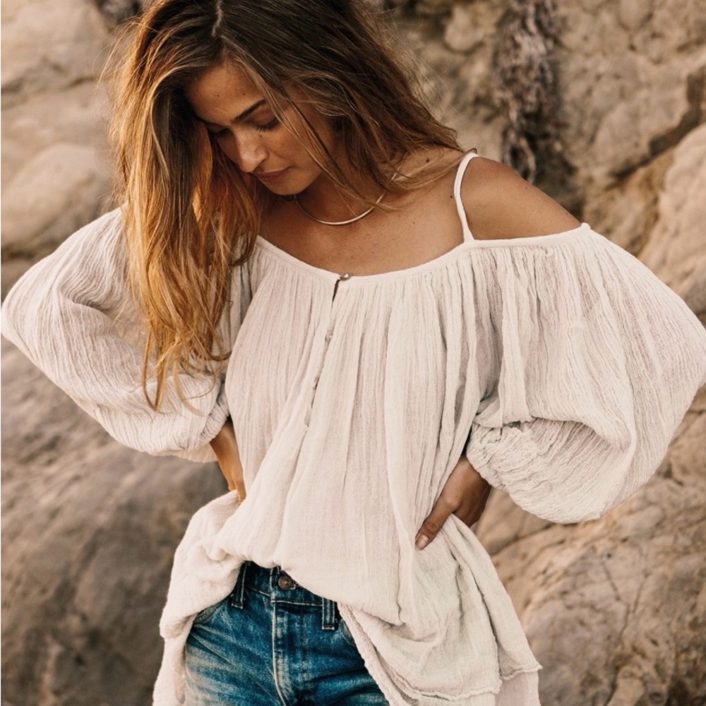 Jen's Pirate Booty Cream Off-Shoulder Blouse